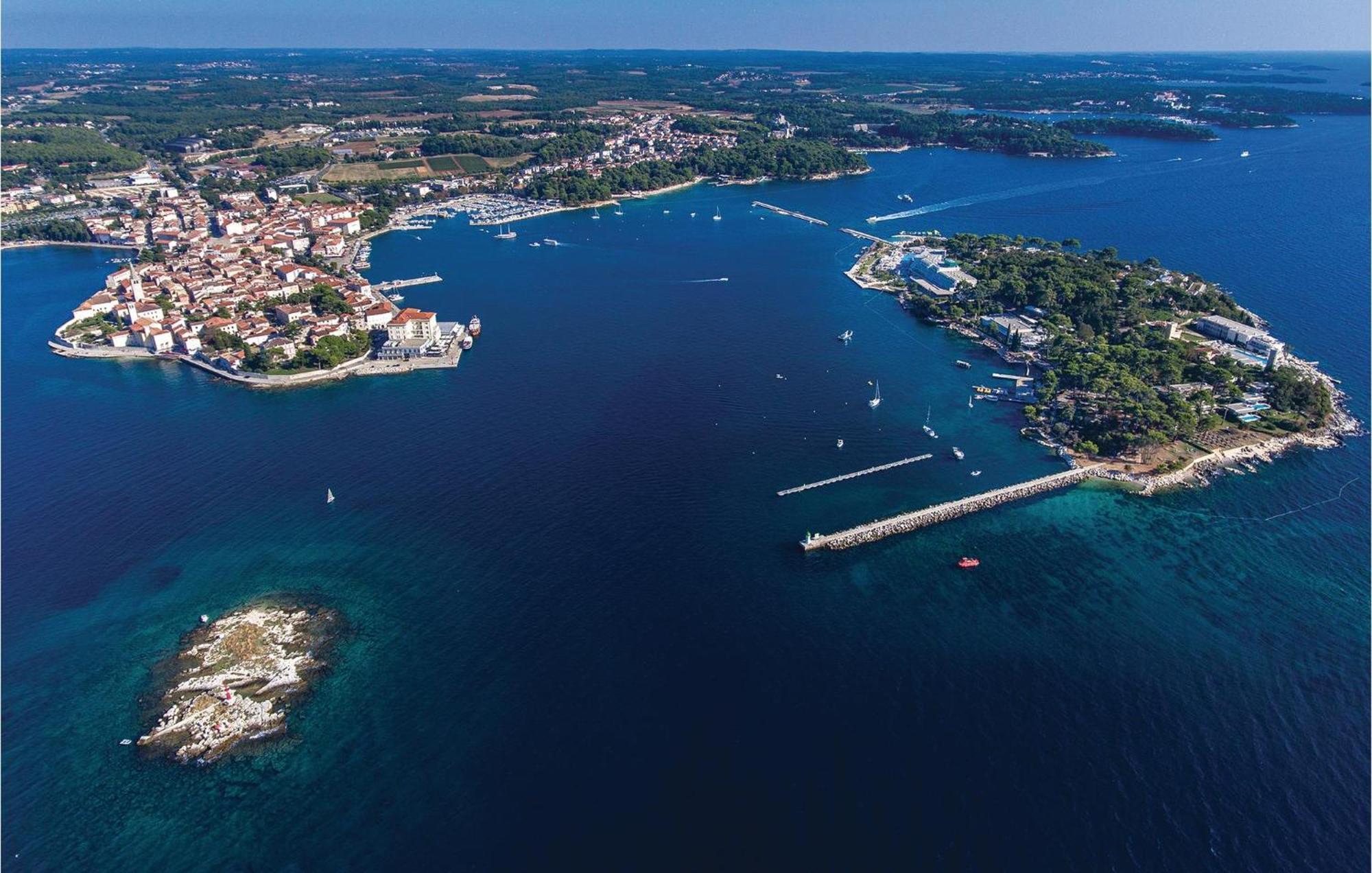 1 Bedroom Beautiful Apartment In Poreč Exteriér fotografie